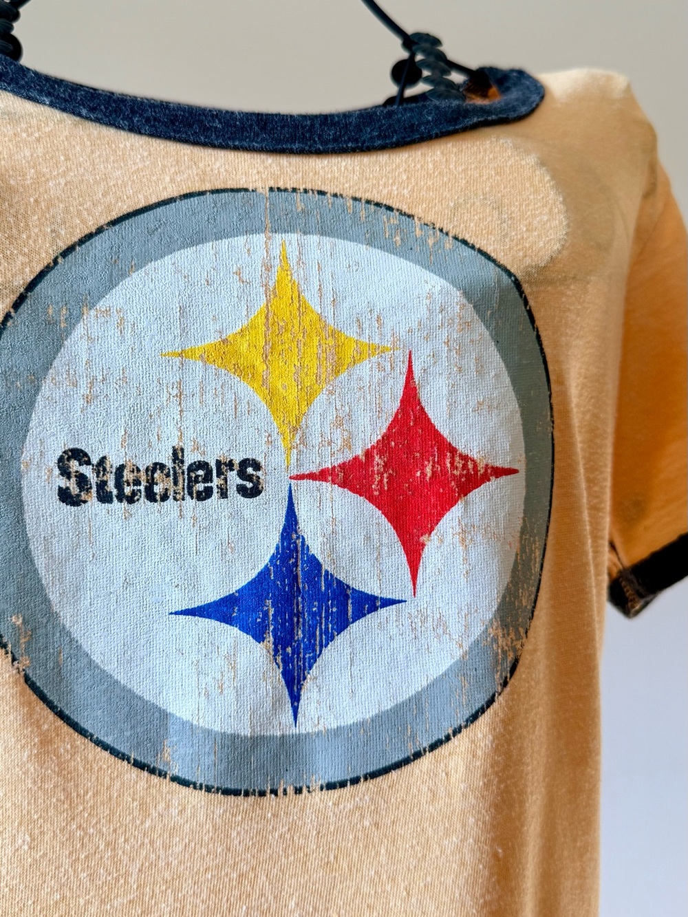 NFL Team Apparel - Pittsburgh Steelers Distressed Logo Tri-Blend Tee - Large